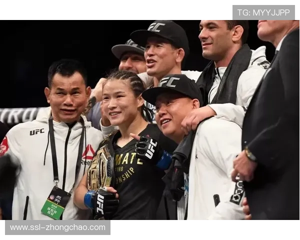 张伟丽谈升重挑战：保持积极心态，突破自我